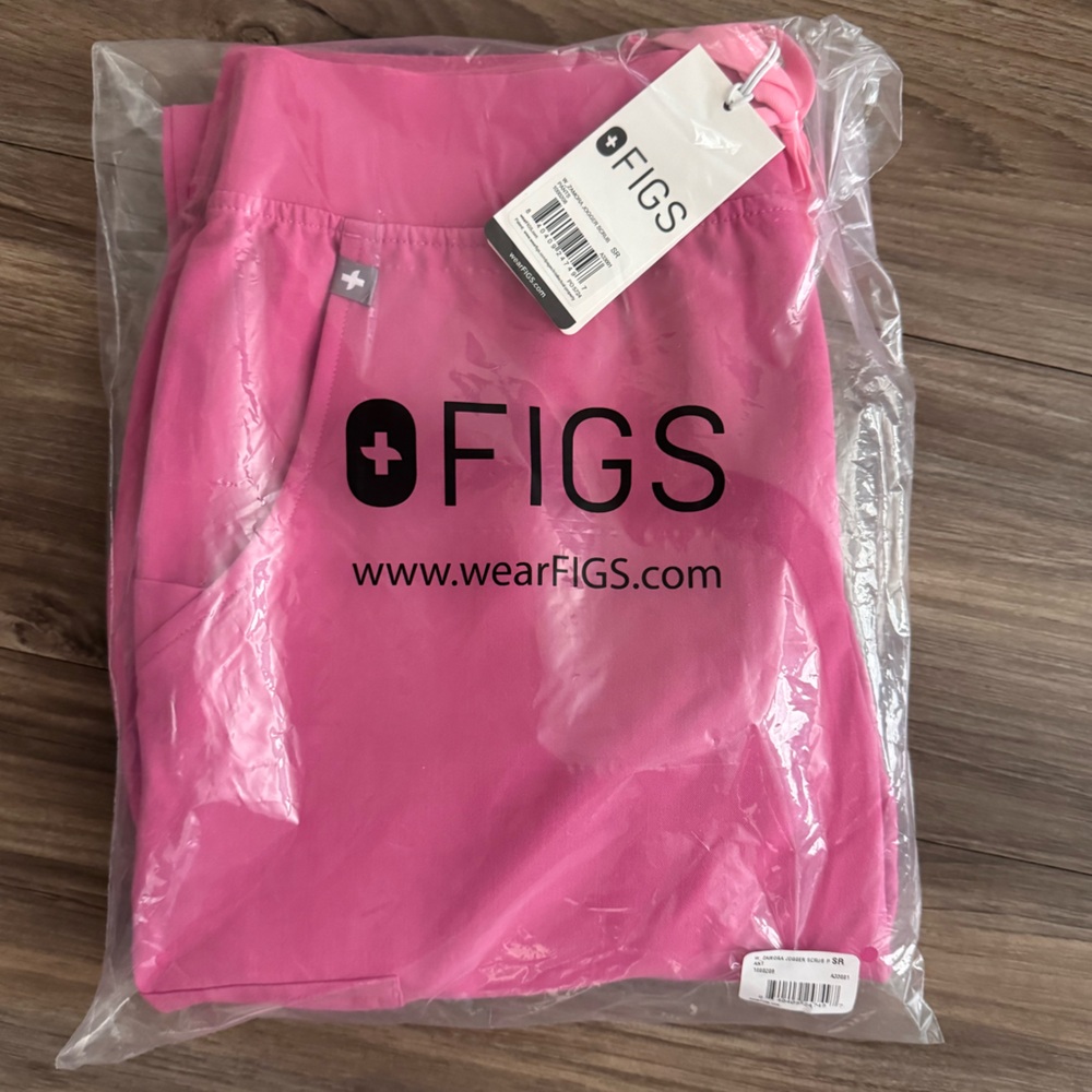 NWT Figs: F*ing Pink Scrub Set - size: S-R - Picture 4 of 5